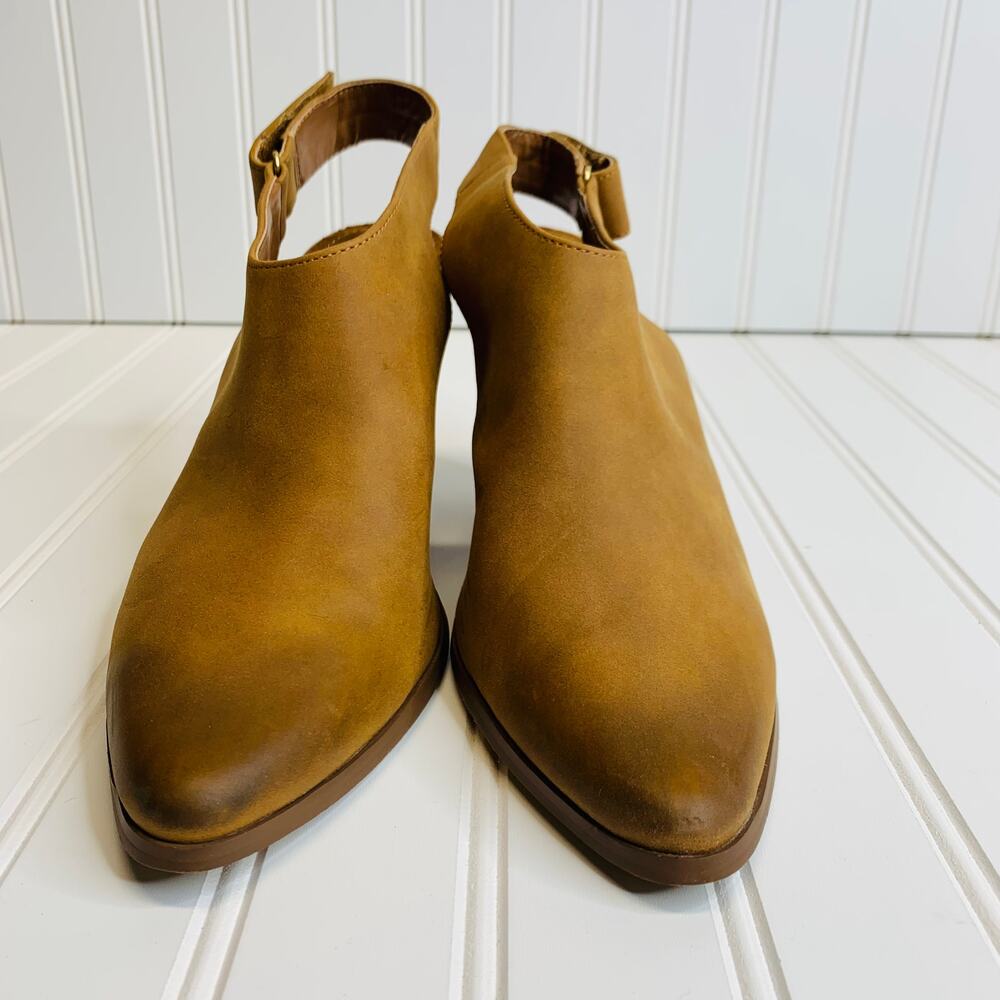 Charles by Charles David Brown Tan Bootie Sz 8.5 - Picture 3 of 10